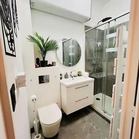 L'ethnique - Hypercentre - Gare Анже